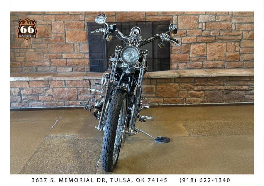 2003 Harley-Davidson® Softail Deuce VIVID BLACK