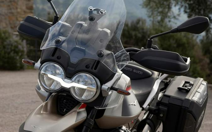 2026 Moto Guzzi V85 TT Travel