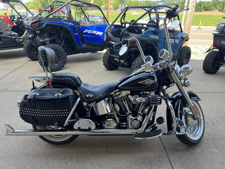 2009 Harley-Davidson® FLSTC - Heritage Softail®