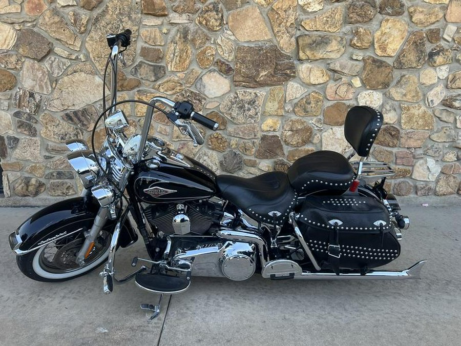 2009 Harley-Davidson® FLSTC - Heritage Softail®