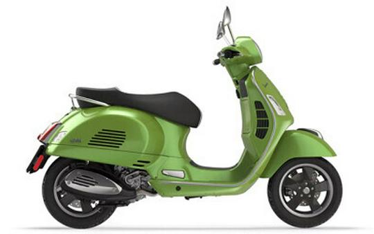 Used 2018 Vespa GTS Super 300 Scooter For Sale In Miami, Florida