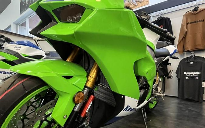 2024 Kawasaki Ninja® ZX™-10R 40th Anniversary Edition ABS