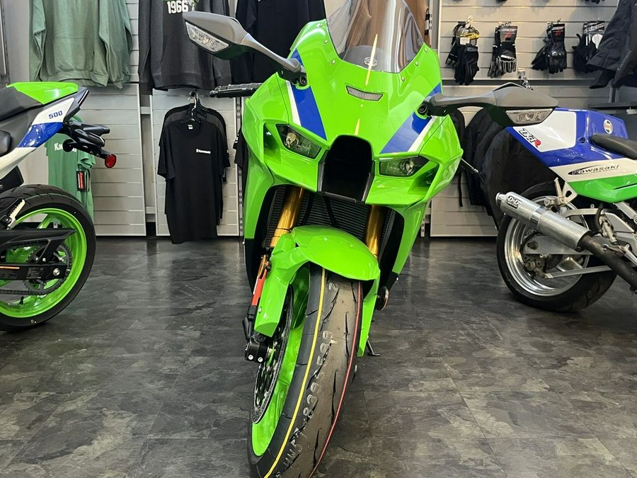 2024 Kawasaki Ninja® ZX™-10R 40th Anniversary Edition ABS