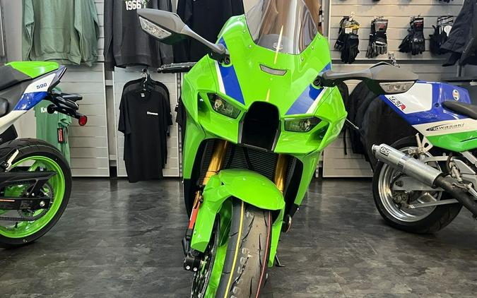 2024 Kawasaki Ninja® ZX™-10R 40th Anniversary Edition ABS