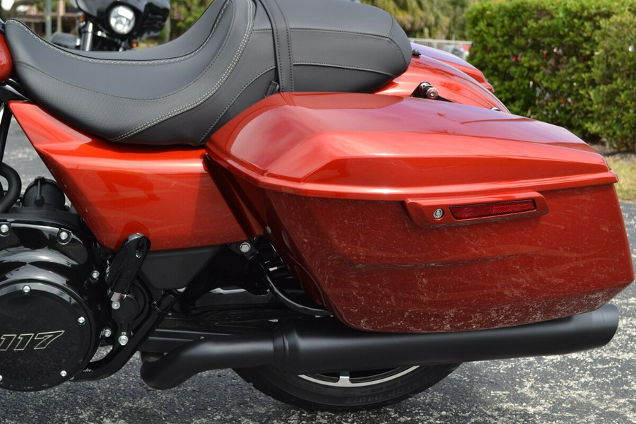 FLHX 2025 Street Glide®