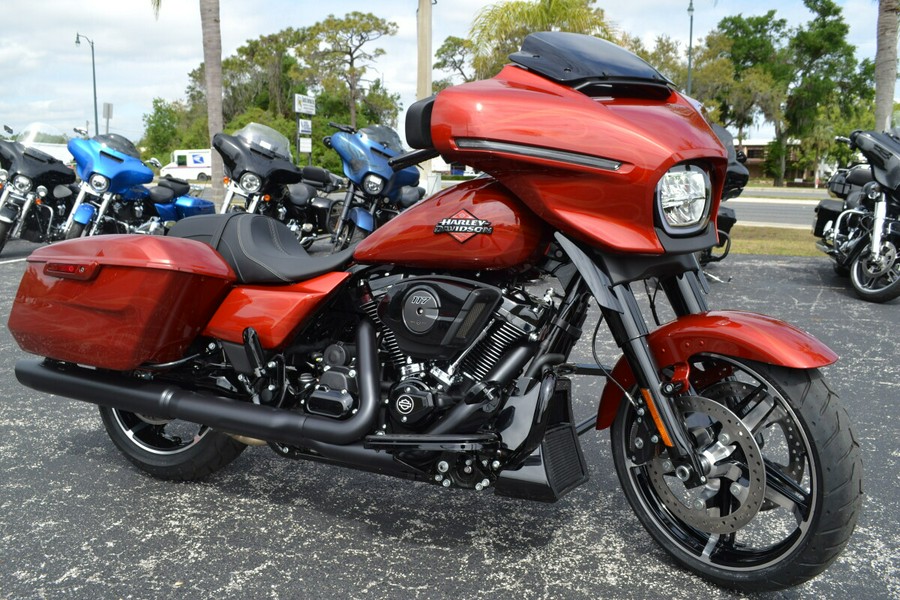 FLHX 2025 Street Glide®