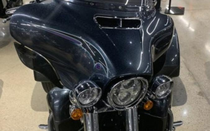 2015 Harley-Davidson FLHTCUTG - Tri-Glide Ultra