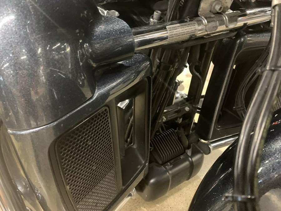 2015 Harley-Davidson FLHTCUTG - Tri-Glide Ultra