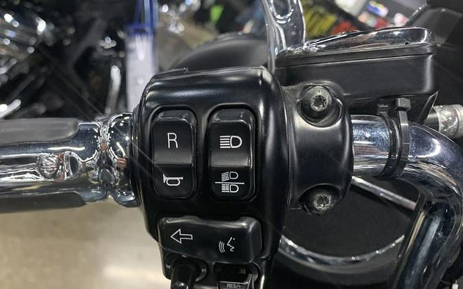 2015 Harley-Davidson FLHTCUTG - Tri-Glide Ultra