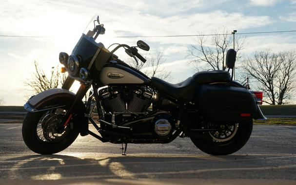 2021 Harley-Davidson FLHCS - Heritage Classic 114