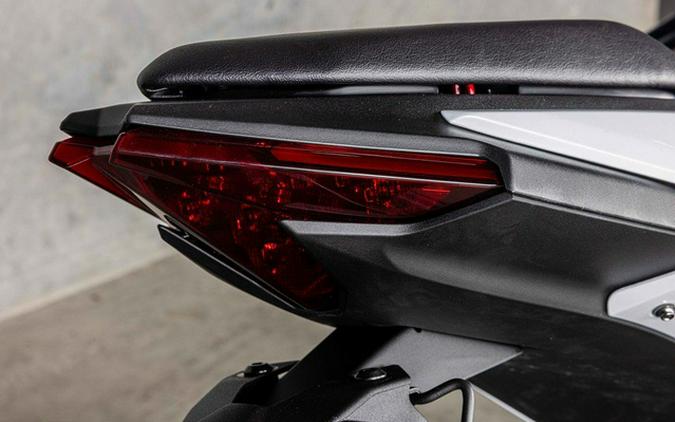 2026 Kawasaki Z500 SE ABS