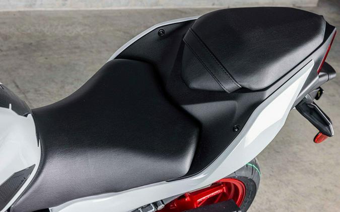 2026 Kawasaki Z500 SE ABS