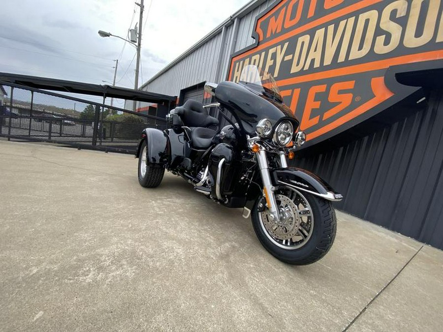 2023 Harley-Davidson® FLHTCUTG - Tri Glide® Ultra