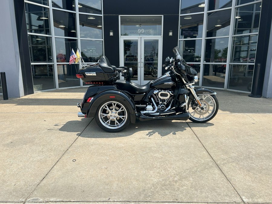 2019 Harley-Davidson® Ultra TriGlide