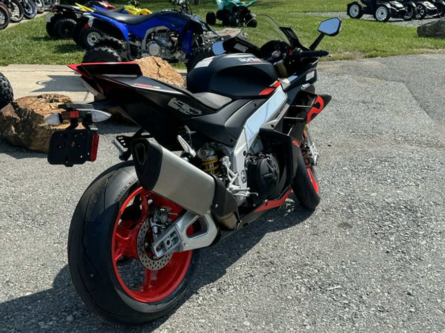 2024 Aprilia RSV4 1100