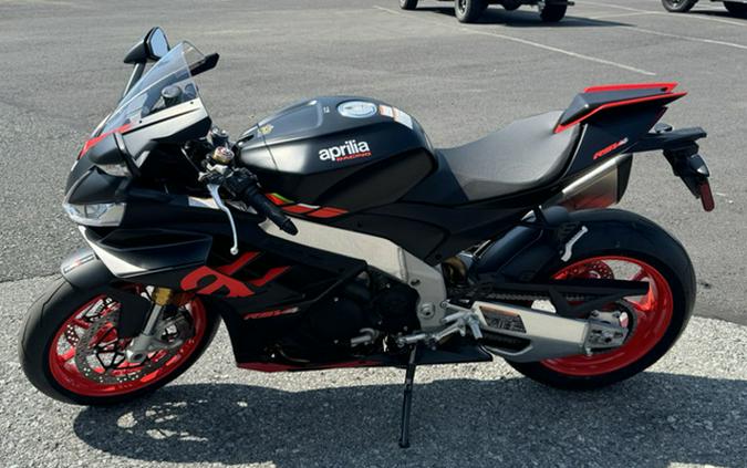 2024 Aprilia RSV4 1100