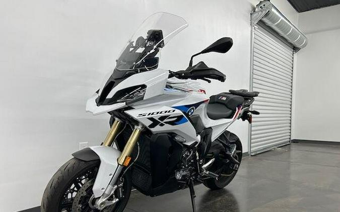 2025 BMW S 1000 XR
