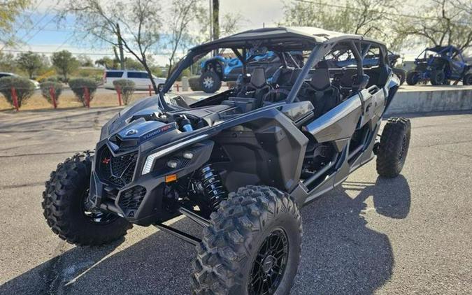 2026 Can-Am® Maverick X3 Max X RS Turbo RR Triple Black_4.5 in