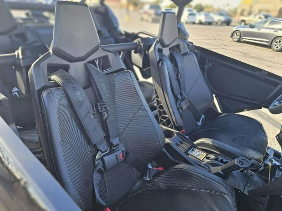 2026 Can-Am® Maverick X3 Max X RS Turbo RR Triple Black_4.5 in