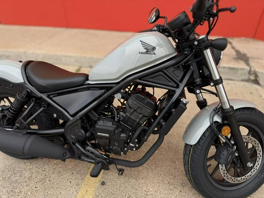 2026 Honda® Rebel 300 E-Clutch