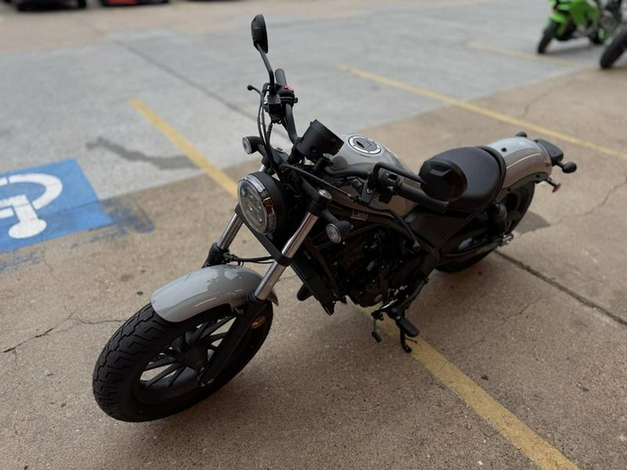 2026 Honda® Rebel 300 E-Clutch