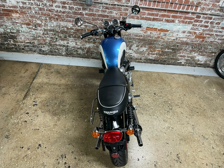 2017 Triumph Bonneville T100