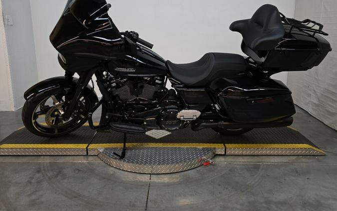 FLHX 2024 Street Glide®