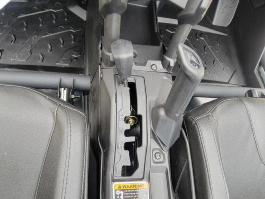 2026 Can-Am® Maverick X3 MAX DS Turbo Scandi Blue & Orange Crush