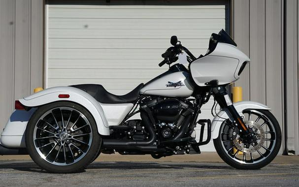 2025 Harley-Davidson FLTRT - Road Glide 3