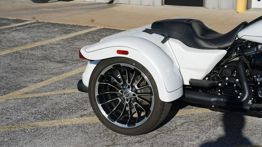 2025 Harley-Davidson FLTRT - Road Glide 3