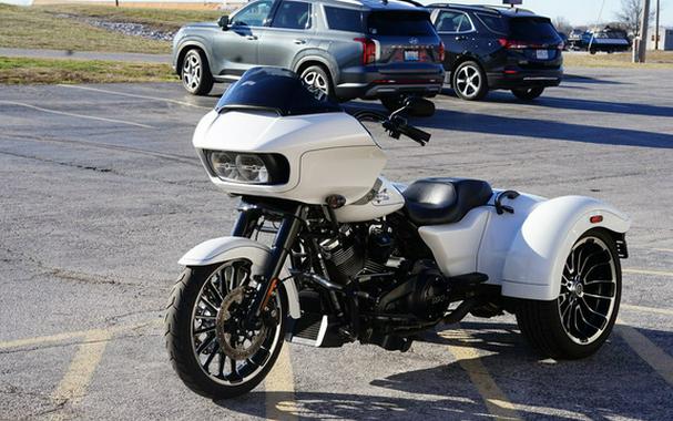 2025 Harley-Davidson FLTRT - Road Glide 3