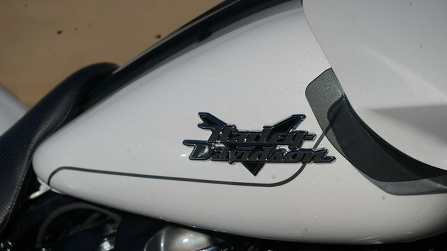 2025 Harley-Davidson FLTRT - Road Glide 3