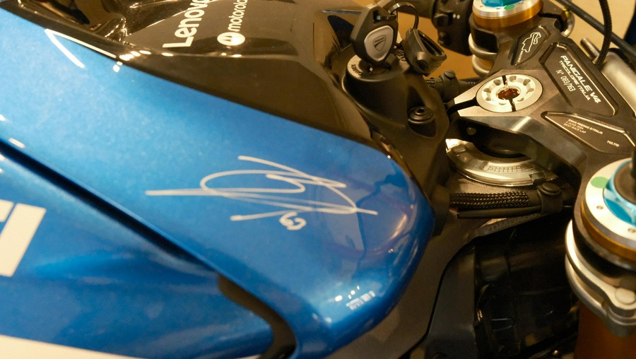 2025 Ducati Panigale V4 Tricolore