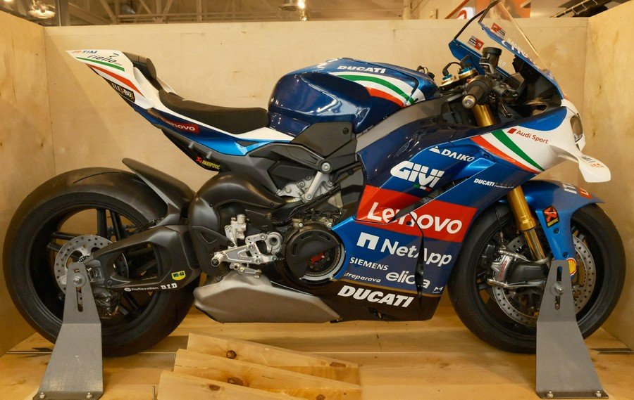 2025 Ducati Panigale V4 Tricolore