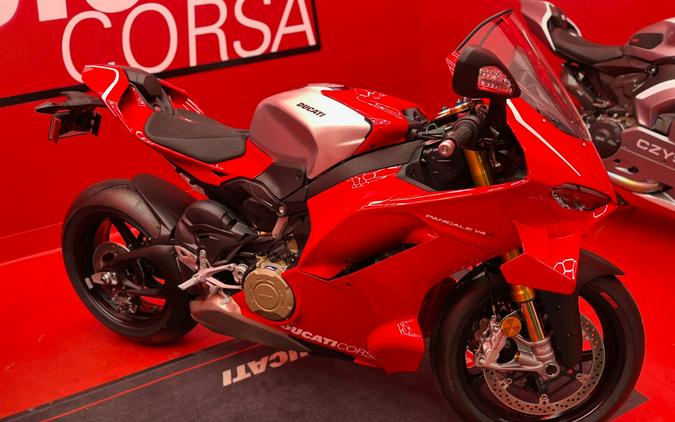 2026 Ducati Panigale V4 R