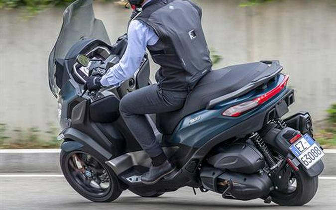 2024 Piaggio MP3 530 Exclusive