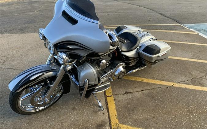 2015 Harley-Davidson CVO Street Glide