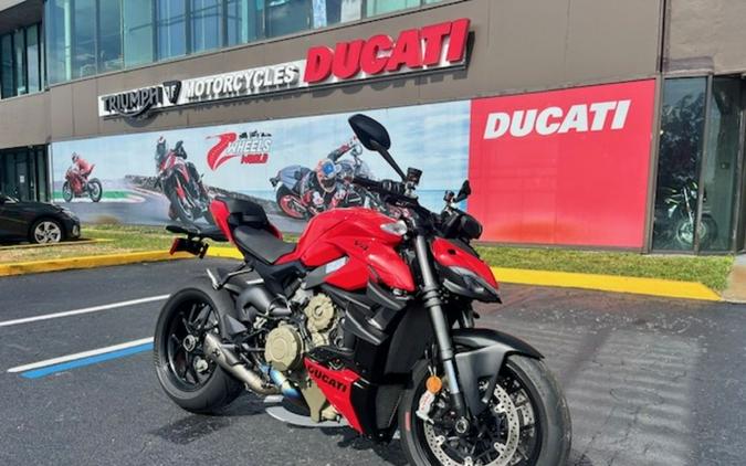 2023 Ducati Streetfighter V4 Ducati Red