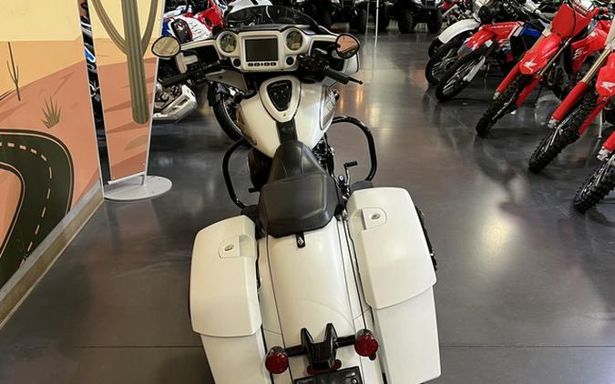 2019 Indian Chieftain Dark Horse White Smoke