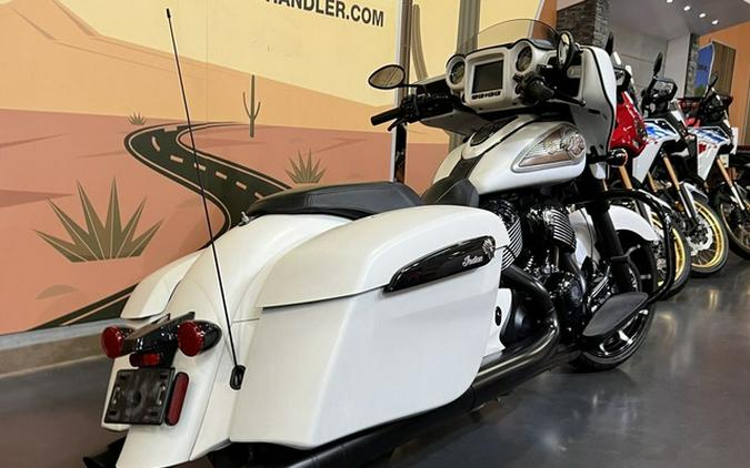 2019 Indian Chieftain Dark Horse White Smoke