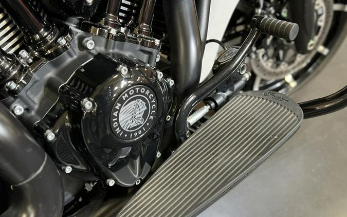 2019 Indian Chieftain Dark Horse White Smoke