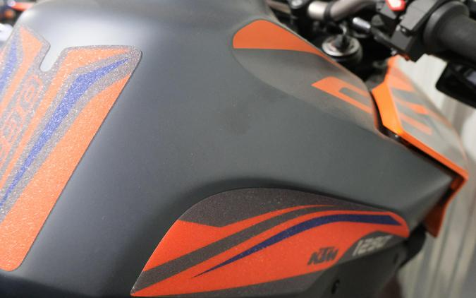 2023 KTM 1290 SUPER DUKE GT