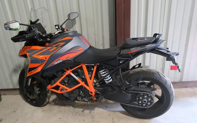 2023 KTM 1290 SUPER DUKE GT