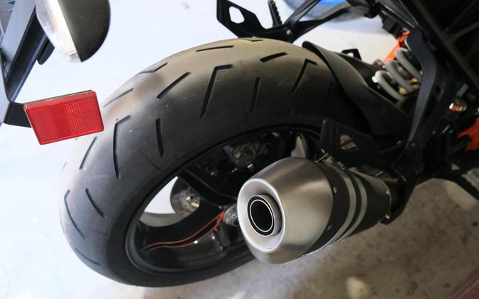 2023 KTM 1290 SUPER DUKE GT