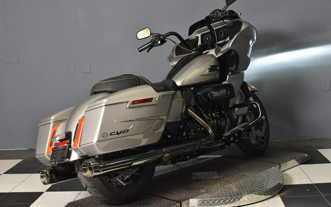 2023 Harley-Davidson CVO Road Glide Dark Platinum w/Pinstripe FLTRXSE