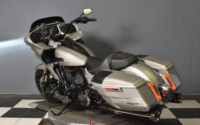 2023 Harley-Davidson CVO Road Glide Dark Platinum w/Pinstripe FLTRXSE