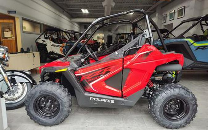 2025 Polaris RZR 200 EFI