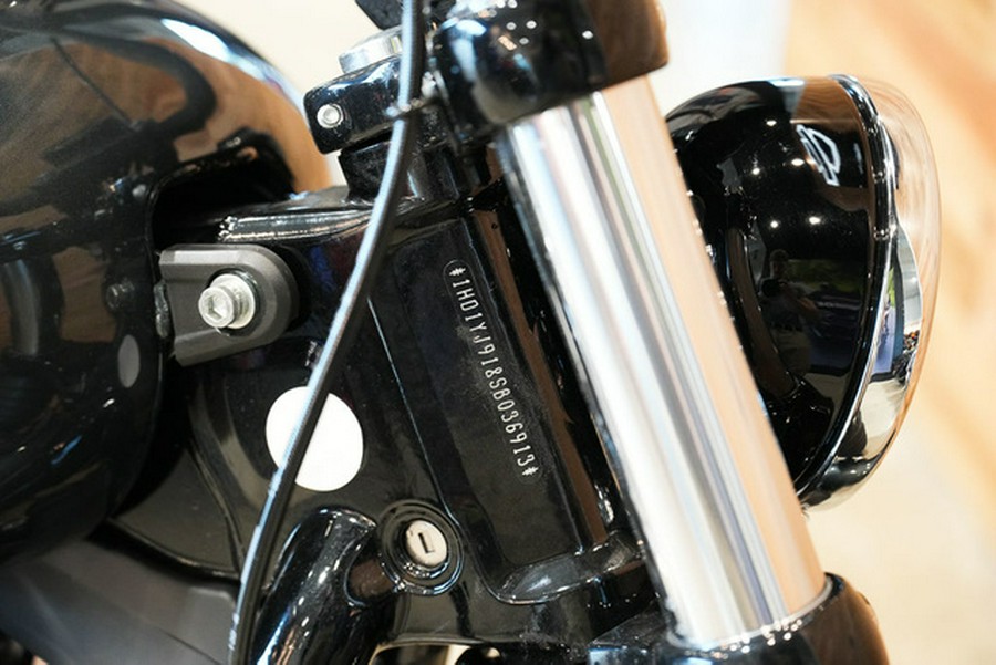 2025 Harley-Davidson Softail FXBB - Street Bob
