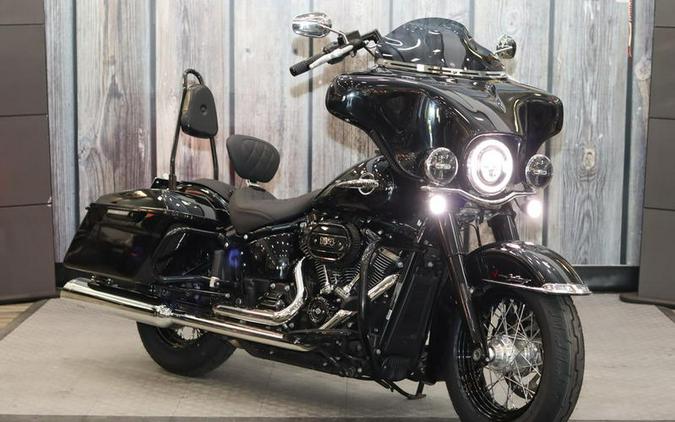 2020 Harley-Davidson® FLHCS - Heritage Classic 114