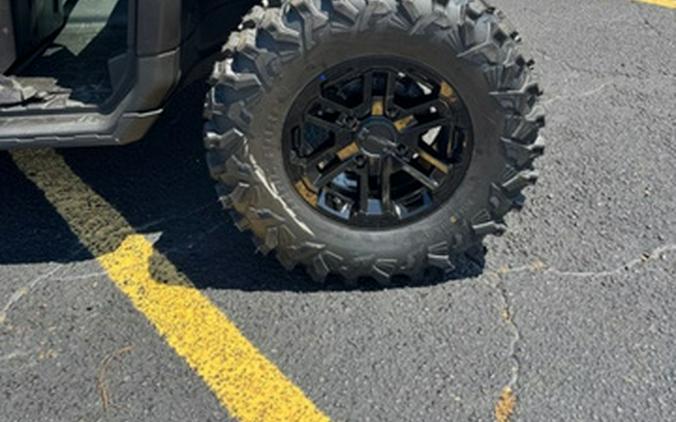 2025 Can-Am Defender MAX Lone Star HD10